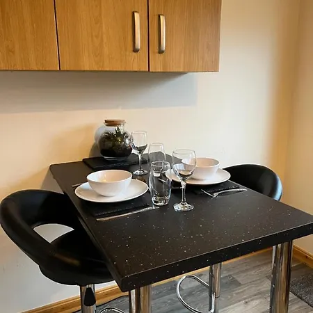 Bright And Modern 2 Bedroom Home In Kirkwall Exterior photo