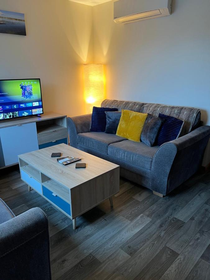 Bright And Modern 2 Bedroom In Holiday home Kirkwall